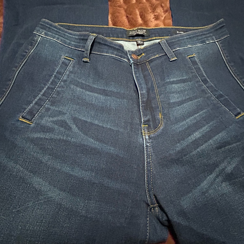 Judy Blue Size 13/31 Dark Blue Trouser Flare leg medium wash Jeans NWOT - Picture 2 of 10